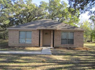 809 Armstrong Rd, Seagoville, TX 75159