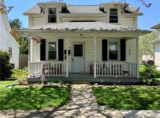 324 N 7th St, Upper Sandusky, OH 43351