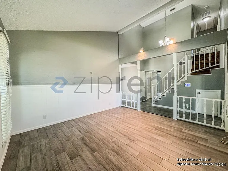 127 Hardwicke Ln — Photo 18