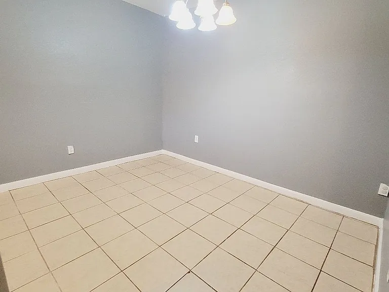 8607 Crystal Cove Cir — Photo 6