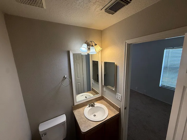 2114 Village Crossing Trl — Photo 12