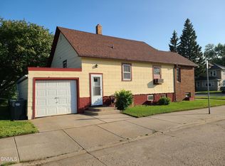 110 3rd Ave NE, Mandan, ND 58554