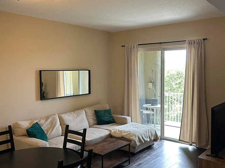 1155 Main St #307 — Photo 6