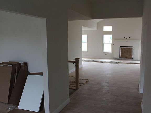 4th image of 20930 S Lakewoods Ln
