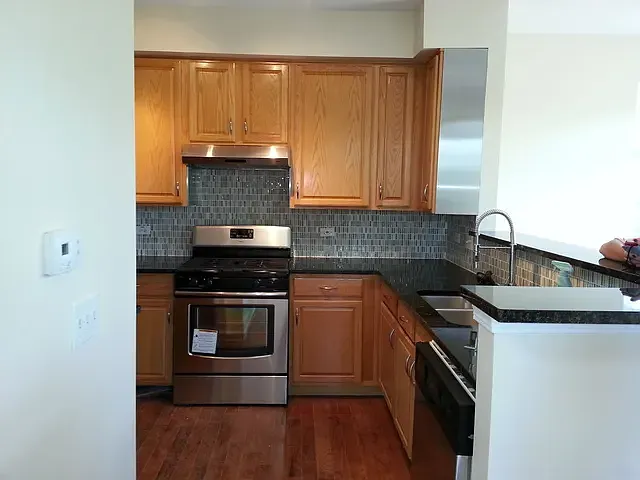 2834 N Greenwood Ave — Photo 8