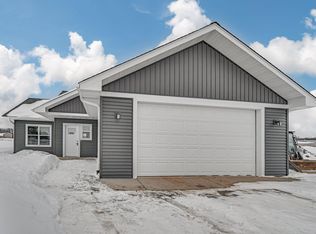 11225 Wilcox Rd, North Branch, MN 55056