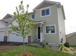 5248 Foxfield Dr NW, Rochester, MN 55901