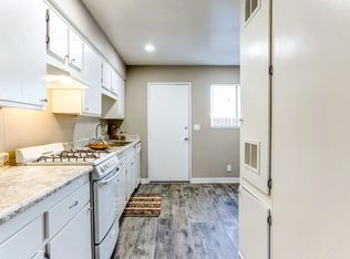 Reseda Village Green, Reseda, CA 91335