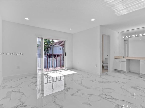 5th image of 10245 SW 154th Pl #O
