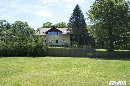 1st image of 30 Hartwell Ln