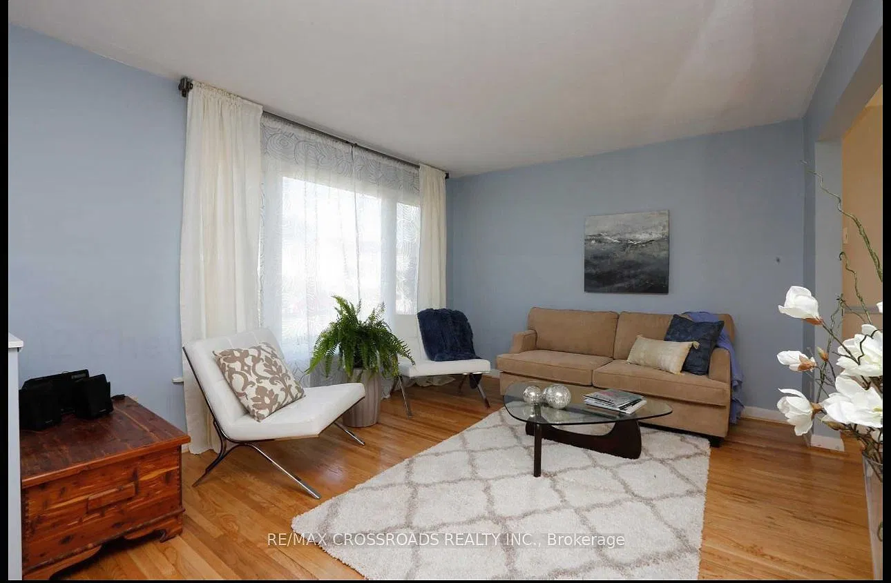 3 bed, $2,800 — Photo 2