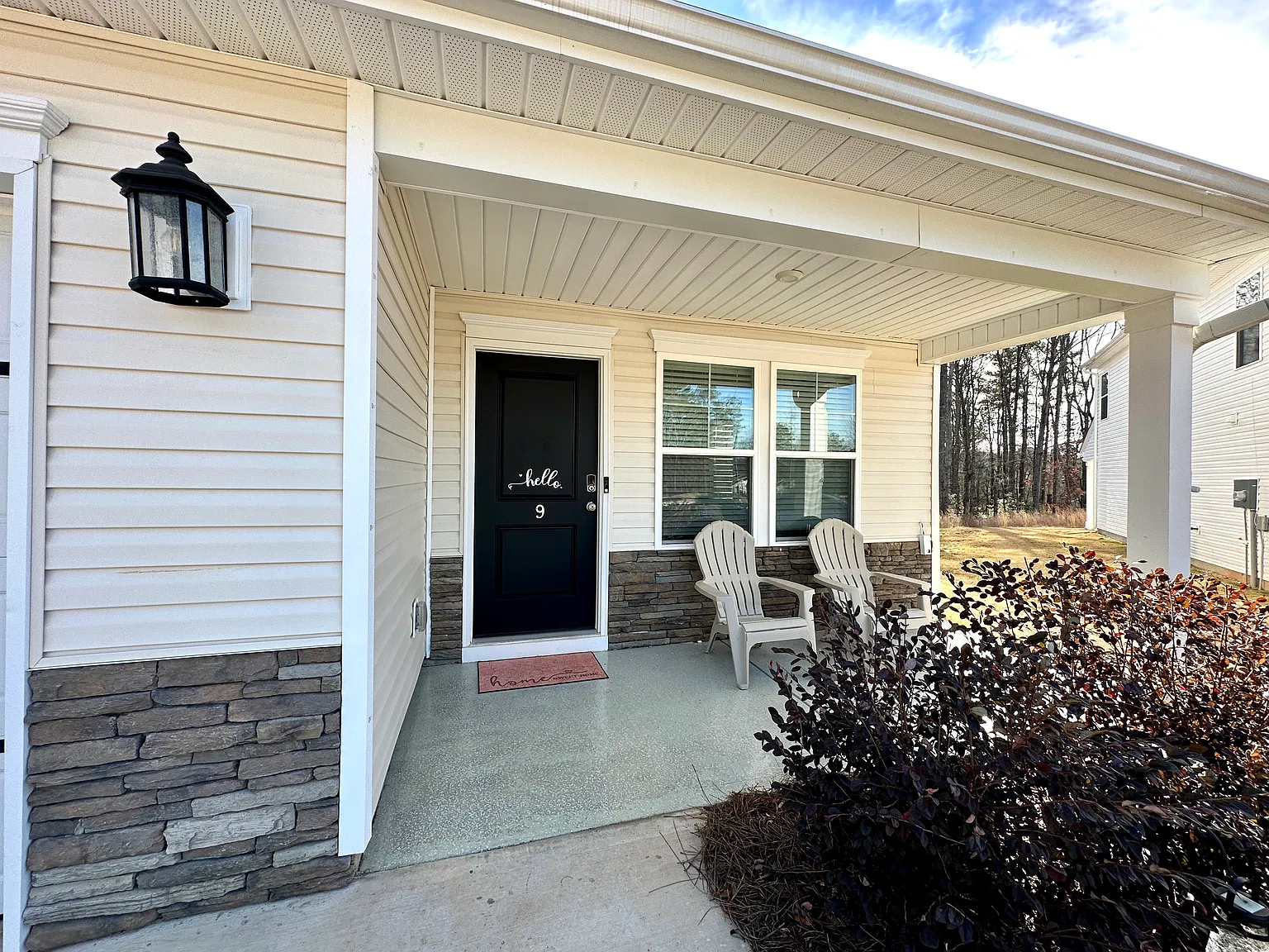 3 bed, 1635 sqft, $2,495 — Photo 3