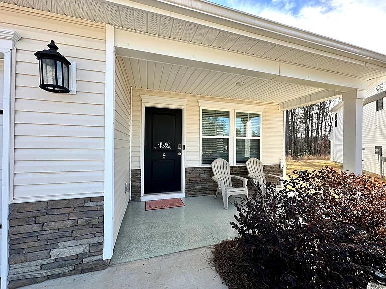9 Conestee Bridge Rd — Photo 3