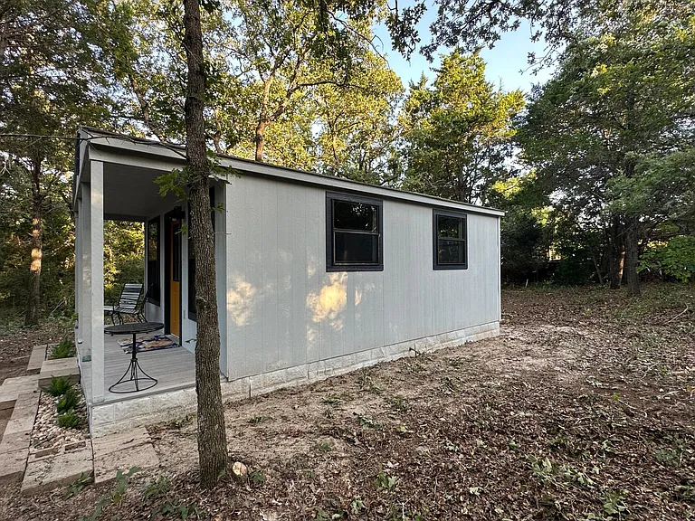 Coyote Ln — Photo 3