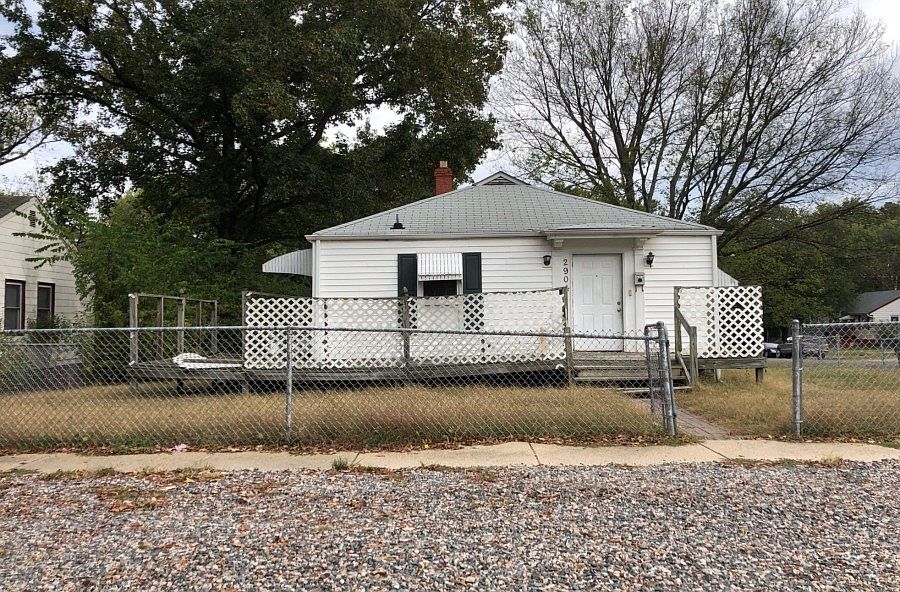 1st image of 2904 Lynhaven Ave