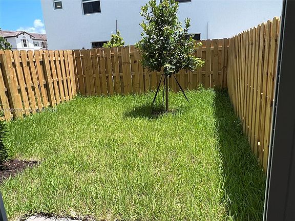5th image of 12223 NW 23rd Pl