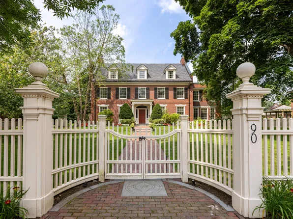 90 Vaughan Street, Portland, ME 04102