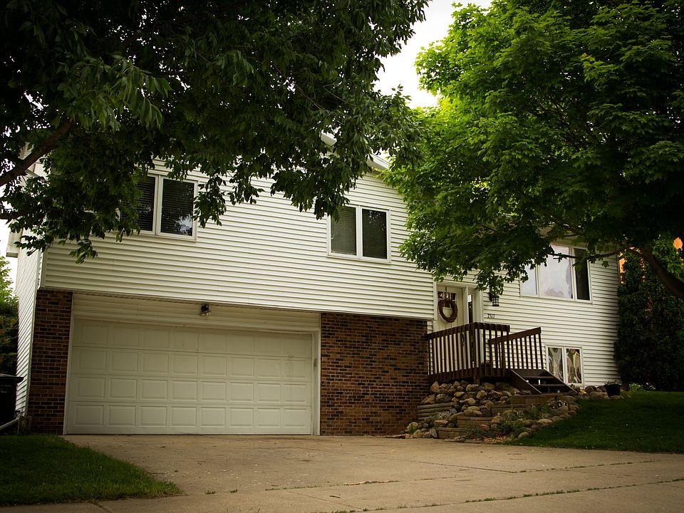 1st image of 2317 Yorkshire Dr