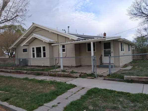 1404 4th Ave E, Twin Falls, ID 83301