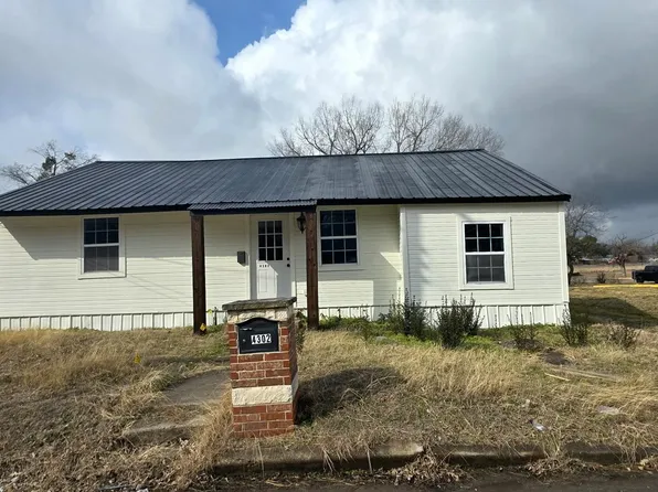 4302 Roberts St, Greenville, TX 75401
