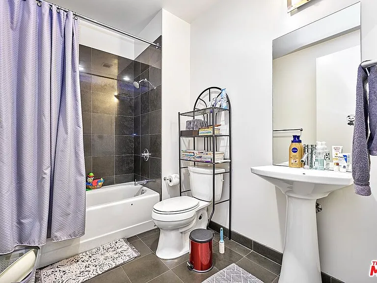 3223 W 6th St #405 — Photo 12