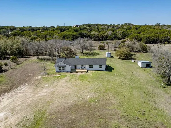 451 Burt Ln, Gatesville, TX 76528