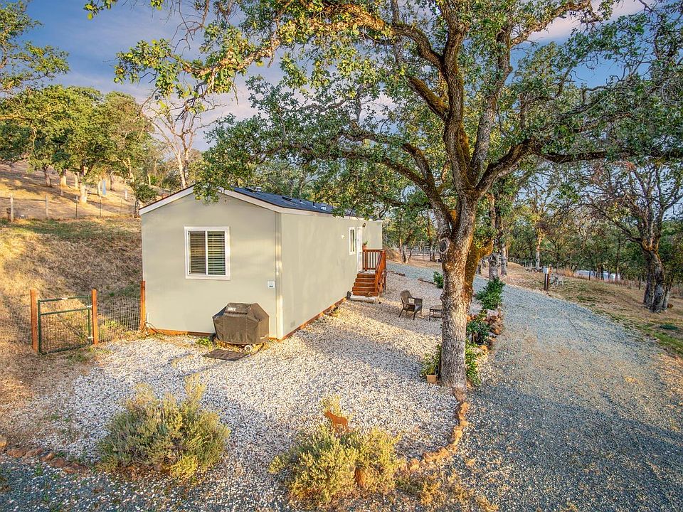 1st image of 7476 Loretta Ln
