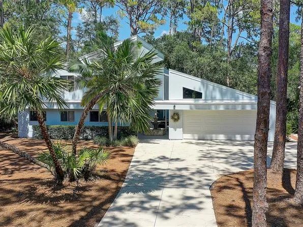 818 Oak Vista Dr, Sarasota, FL 34232