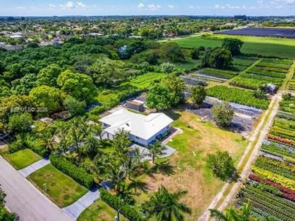 13770 SW 192nd St, Miami, FL 33177