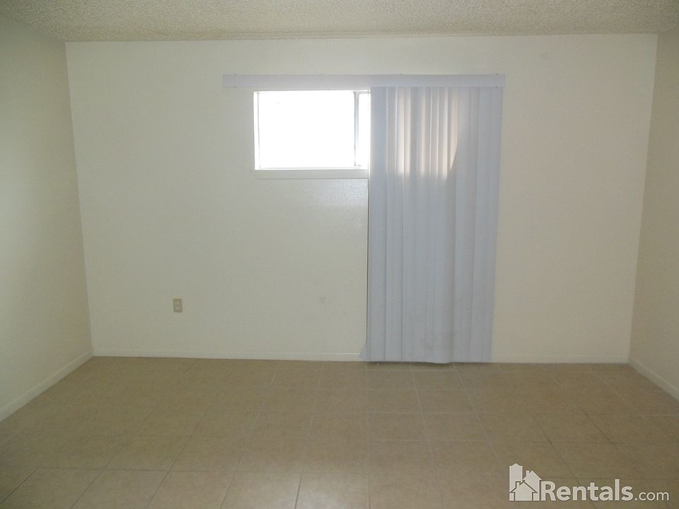 2nd image of 3102 Atkinson Ave APT 210