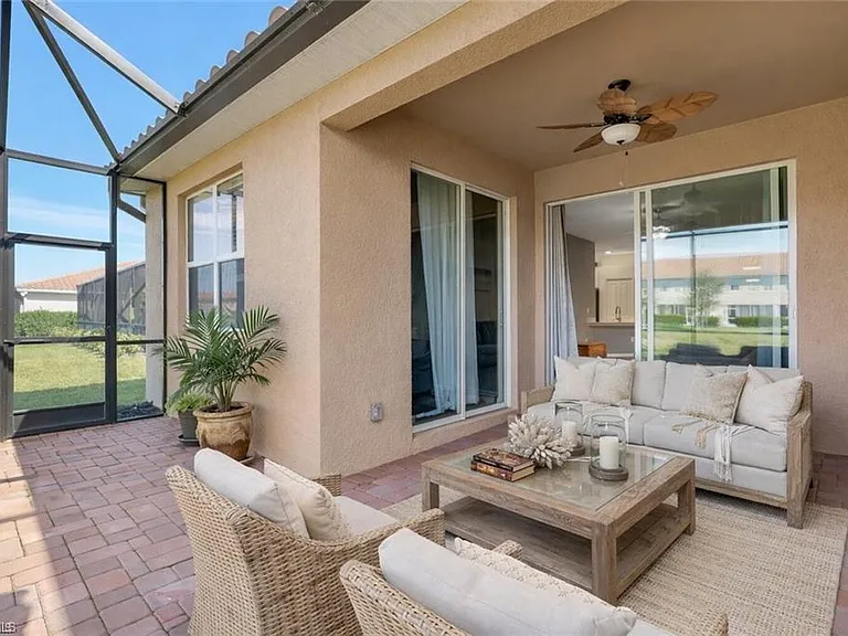 2567 Vine Ave — Photo 17