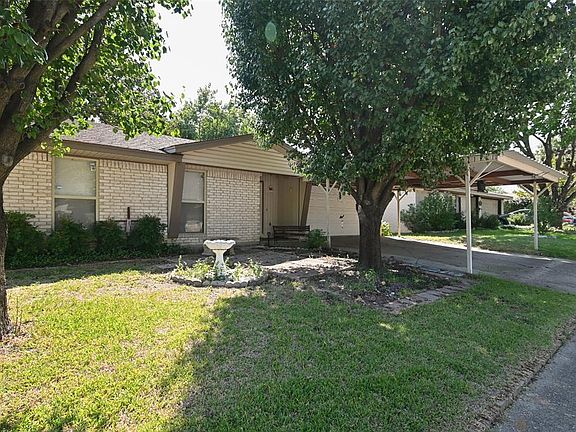 2nd image of 13248 Lexington Ln