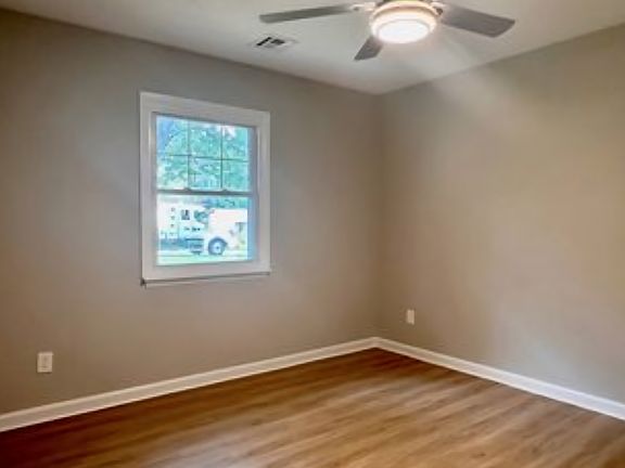 4th image of 6622 Brushwood Dr