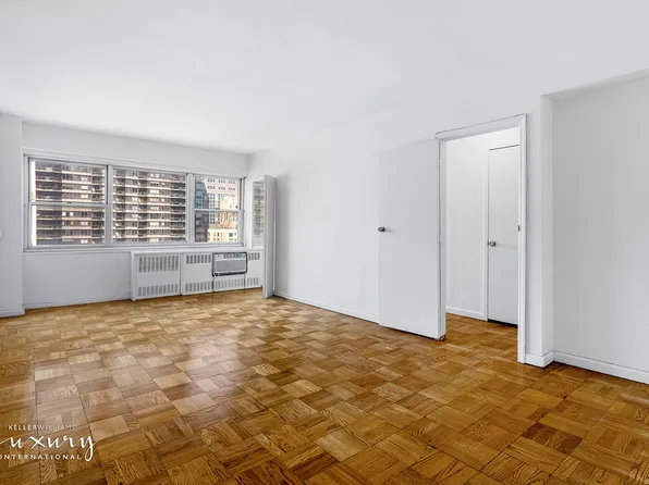 333 East 46th Street 17E image 2 of 17