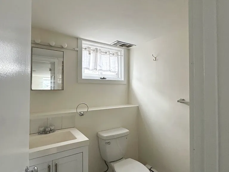 2 Hingham St #2B — Photo 6