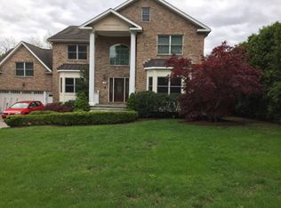 18 Crosshill Rd, Eastchester, NY 10709