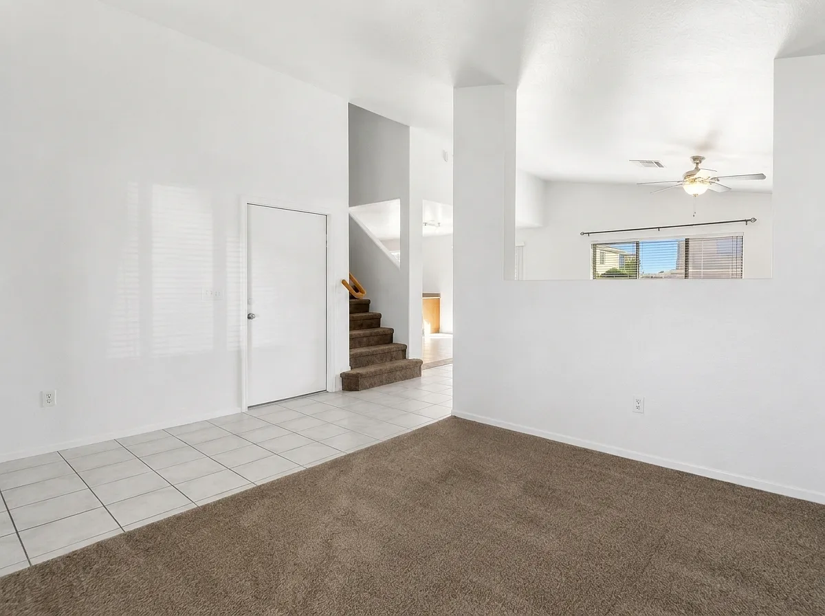 3 bed, 2.5 bath, 1457 sqft, $2,600 — Photo 2