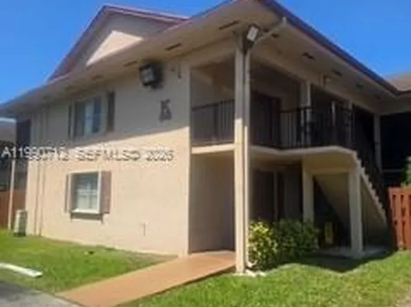 11275 SW 88th St #203K, Miami, FL 33173