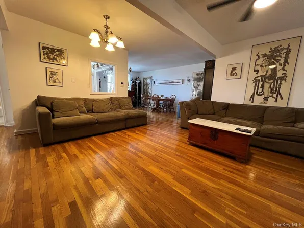 1425 Thieriot Avenue #5L, Bronx, NY 10460