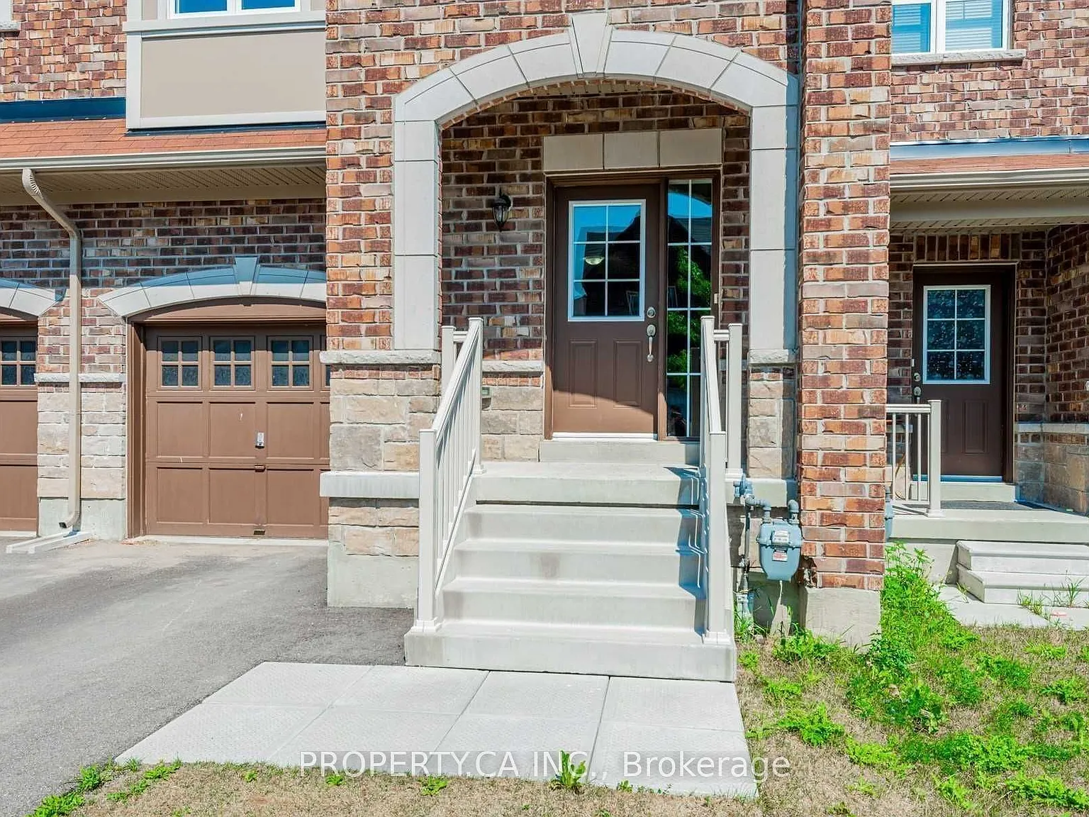 4 bed, $2,700 — Photo 2