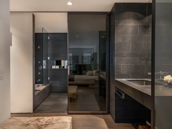 497 Greenwich Street image 12 of 18