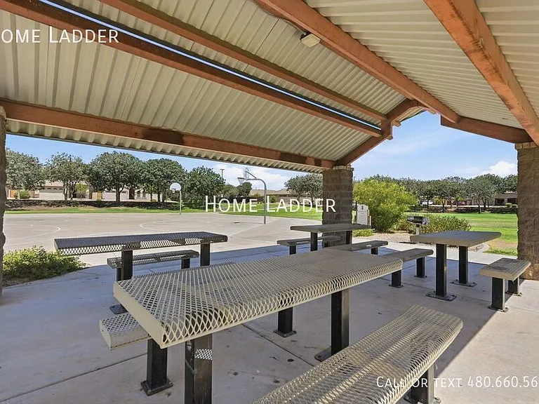 4172 E Santa Fe Ln — Photo 40