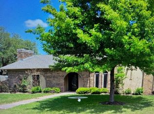 916 C Kay Dr, Hewitt, TX 76643