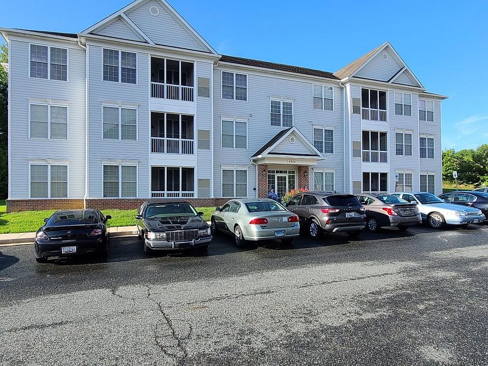 Front of Building - Community Parking