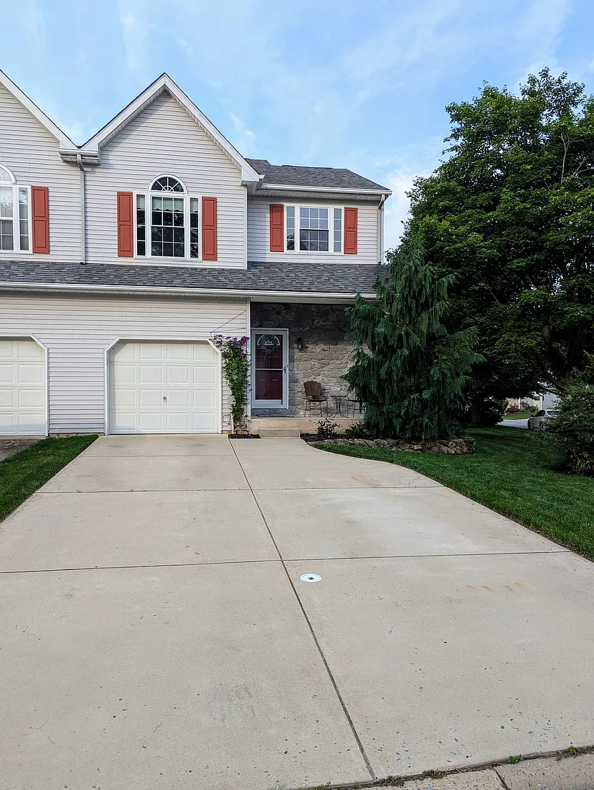 9 Degas Cir photo 1