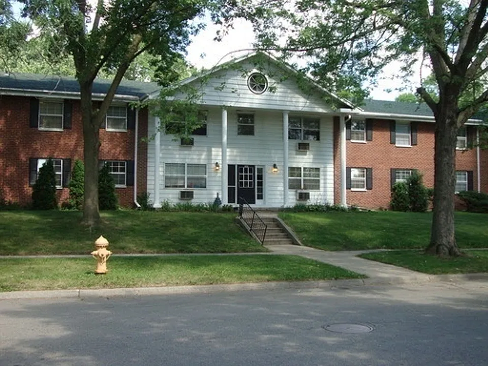 309 E Memorial Dr