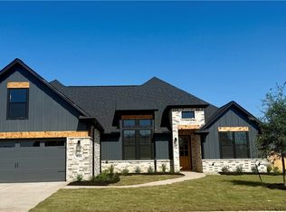 944 Calaveras Ct, College Station, TX 77845