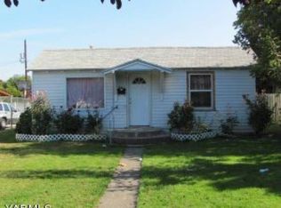805 S 8th Ave, Yakima, WA