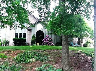 37 Sherwood Cir, Hurricane, WV 25526