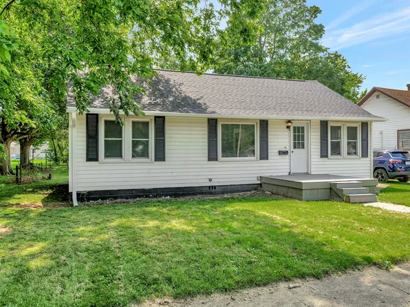 112 W Oak St, Paxton, IL 60957